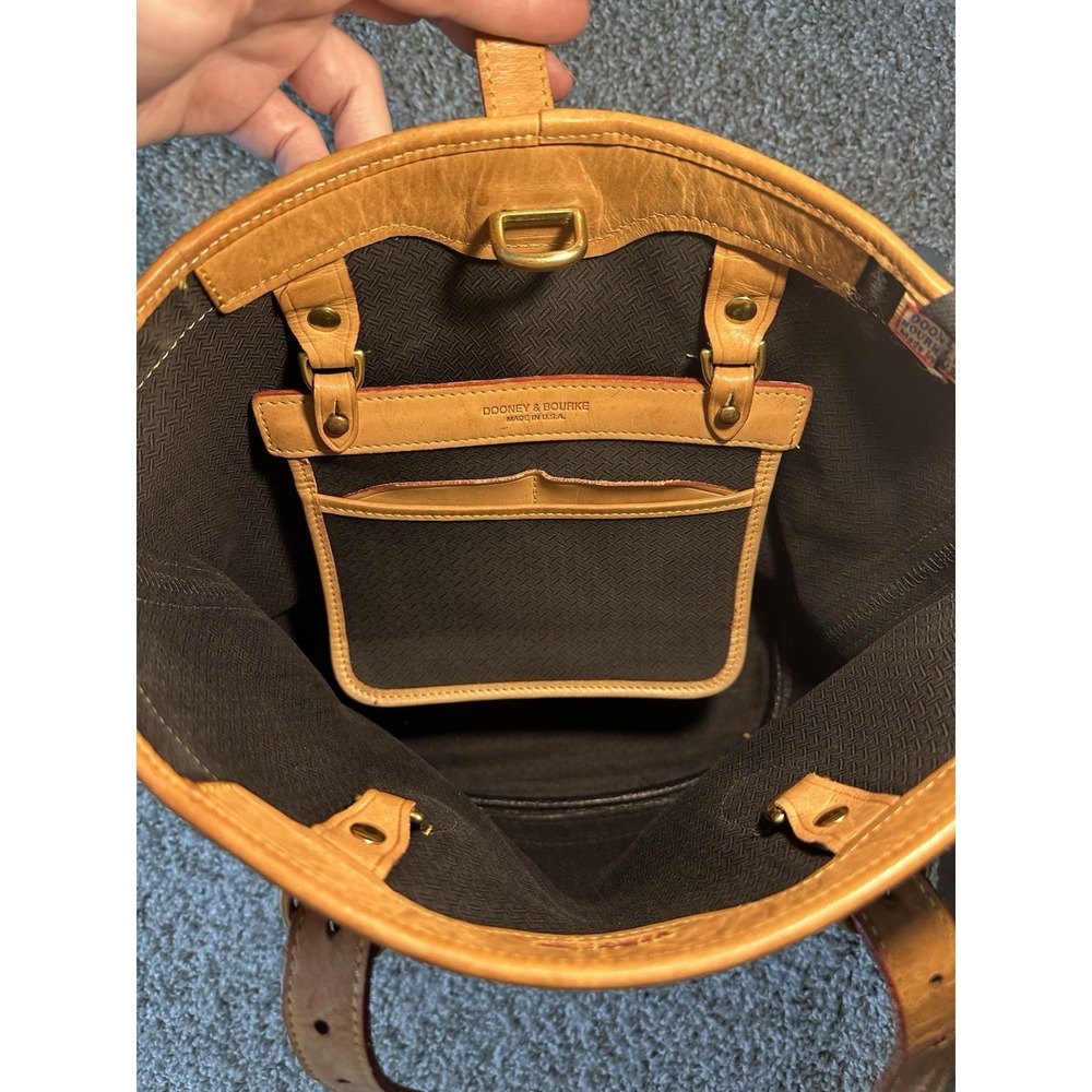 Dooney & Bourke Black and Tan Hobo Bag - Picture 9 of 16